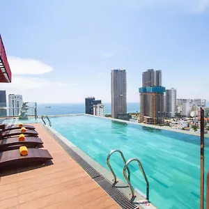 Cordial Grand - Infinity Rooftop Pool Đà Nẵng